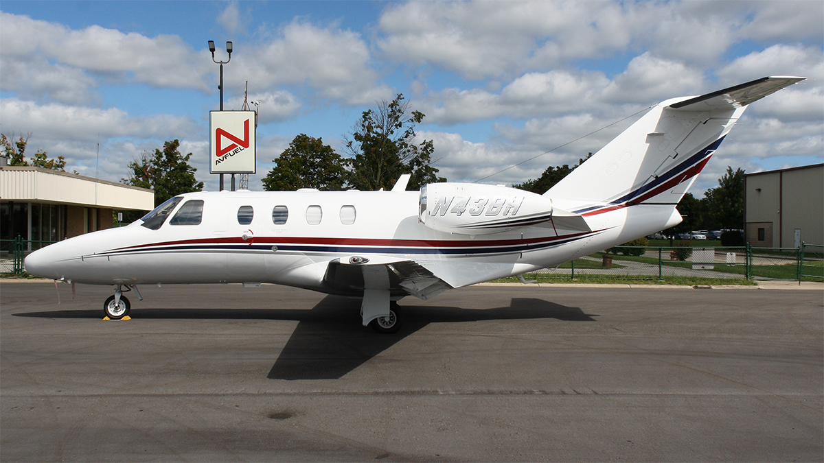 Full size: PRIVATE C525 N43BH at Ann Arbor Municipal Airport